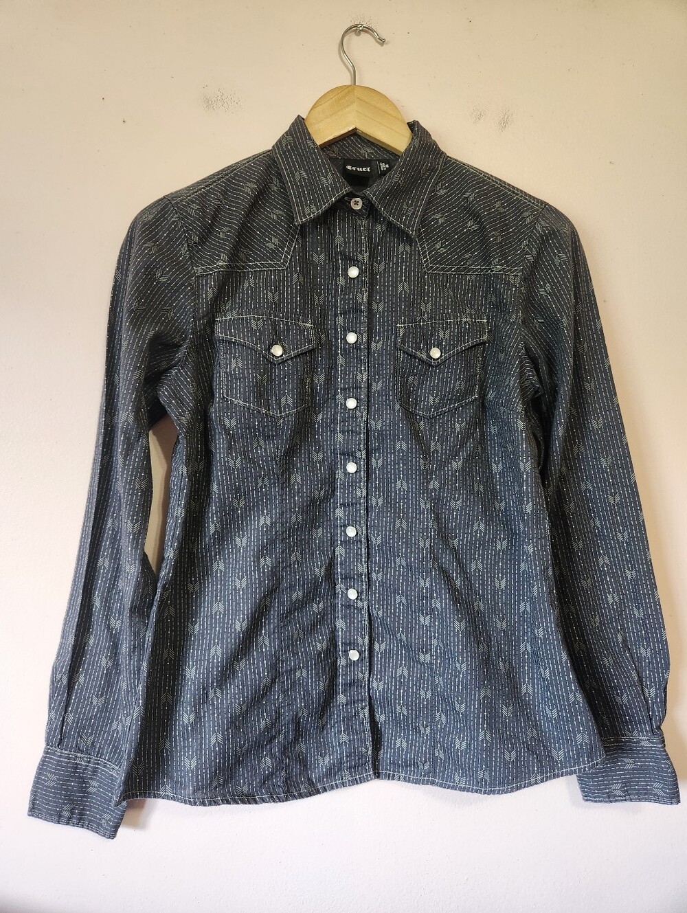 Cruel Denim Pearl Snap Western Shirt Arrow Stripe Blue Rodeo Cowgirl M Like New